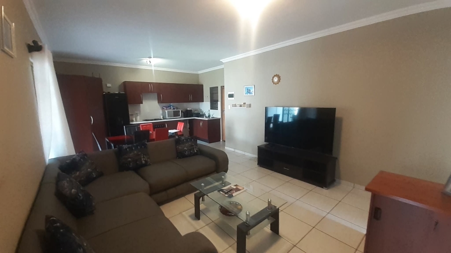 To Let 2 Bedroom Property for Rent in Melodie North West